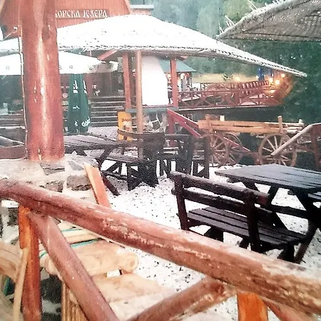 Etno Selo Zlatiborska Jezera Couette-café Zlatibor